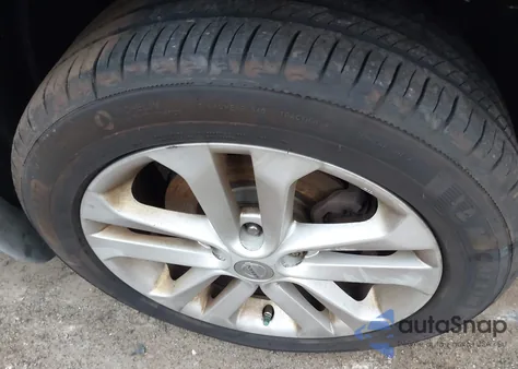 2012 Nissan Juke Sv z USA, uszkodzony, nr VIN JN8AF5MV2CT113459